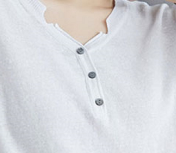 Buttoned shirt white