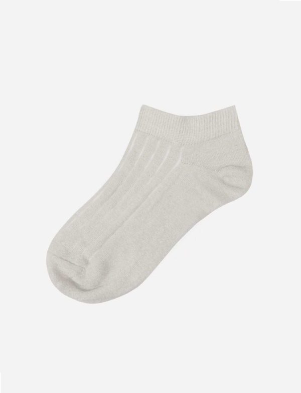 White hemp socks profile